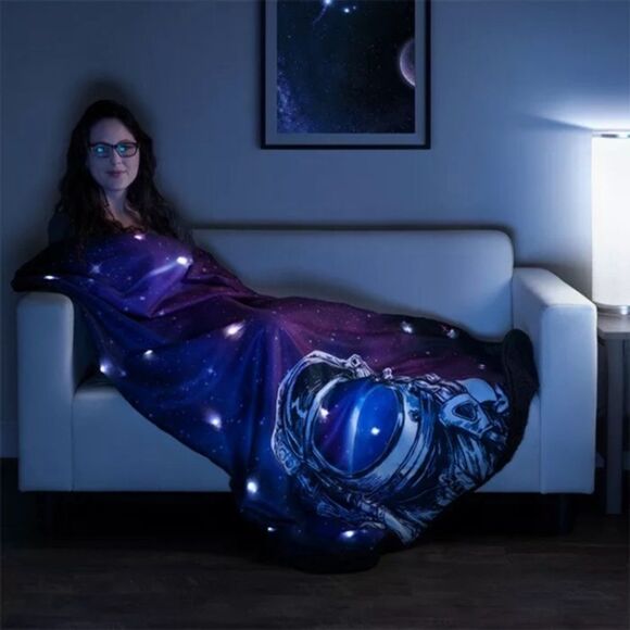 ThinkGeek Space LED Light Up Fleece Sherpa Throw Blanket New Astronaut NWT - Picture 2 of 9